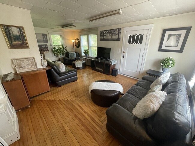 Foto del edificio - 1168 Grafton St