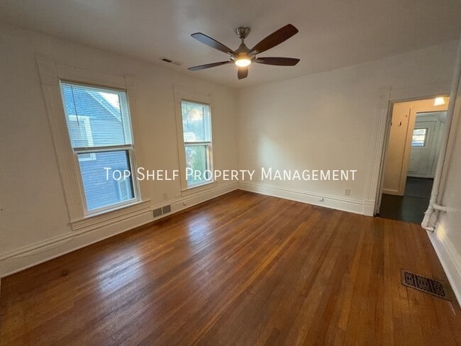 Building Photo - 669 19th St