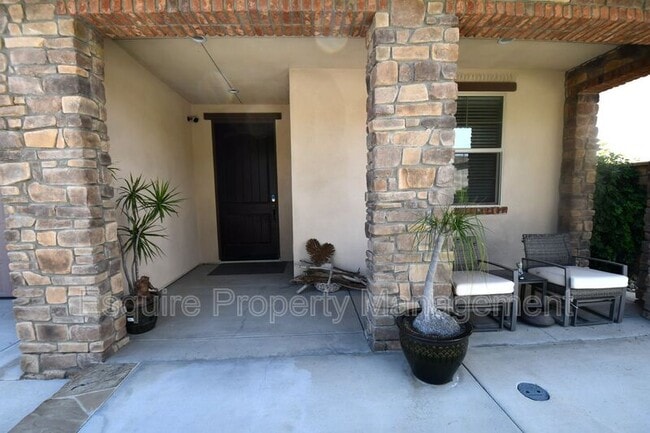 Building Photo - 505 Elm Cottage Ct