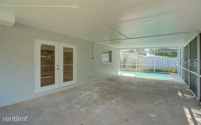 Building Photo - 4 br, 2 bath House - 1160 Stephen Foster Dr