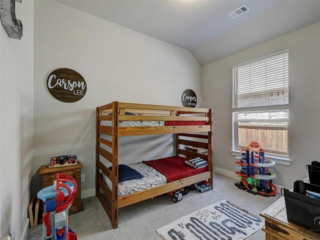 Building Photo - 1213 Thrasher Dr