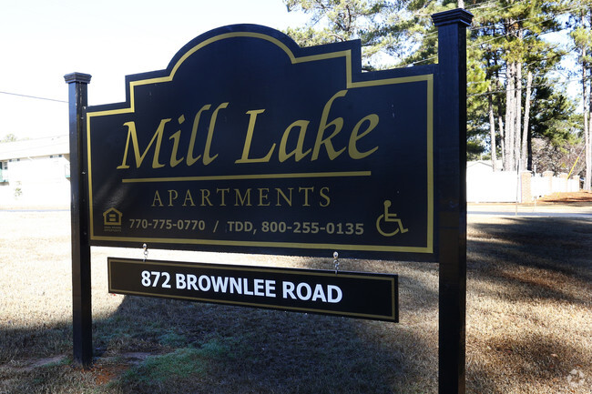 Foto del edificio - Mill Lake Apartments