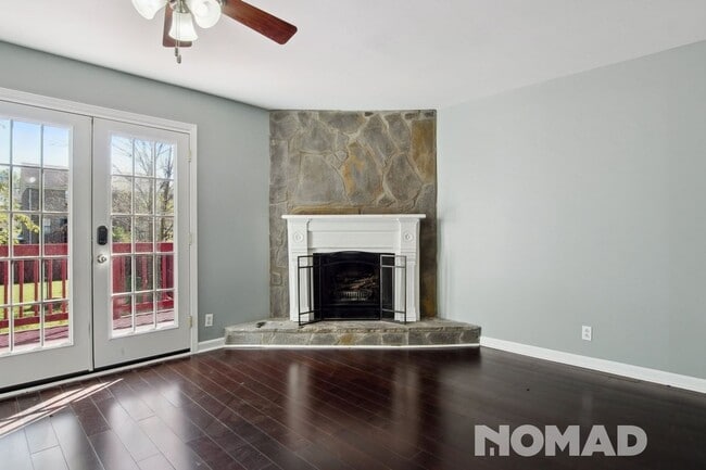 Foto del edificio - 446 Rural Hill Rd