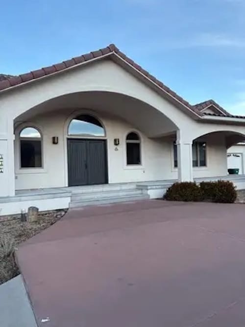 Foto del edificio - 337 Dakota Cir