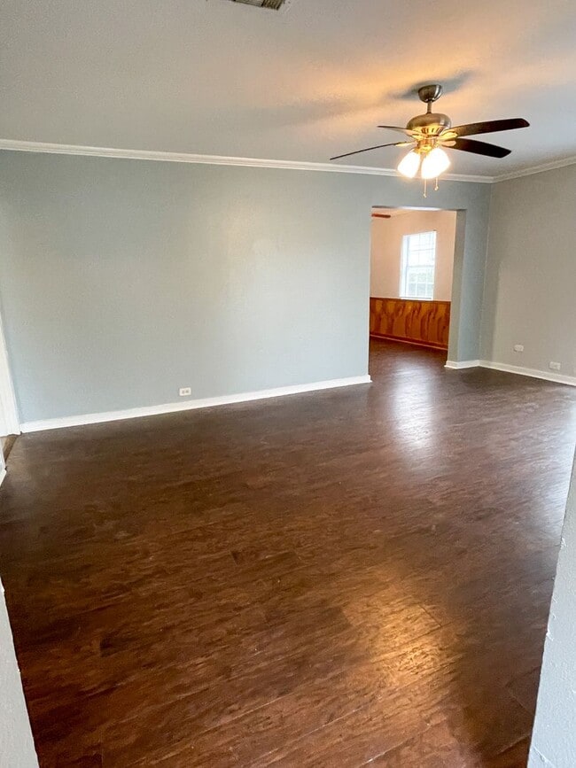 Foto del edificio - 715 10th Ave N