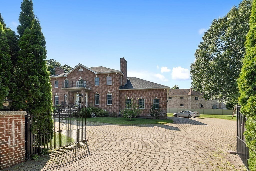 118 Main St, Lynnfield, MA 01940 House Rental in Lynnfield, MA