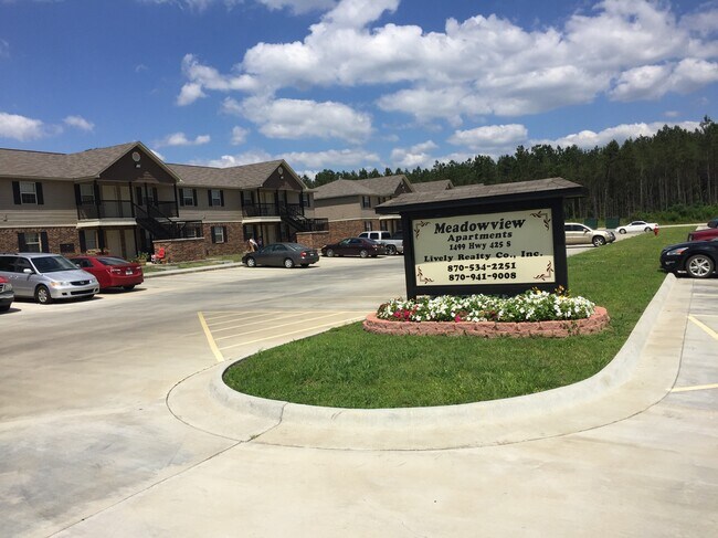 Foto del edificio - Meadowview Apartments