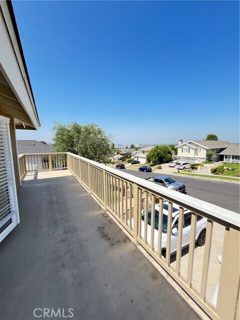 Building Photo - 19622 Crestknoll Dr