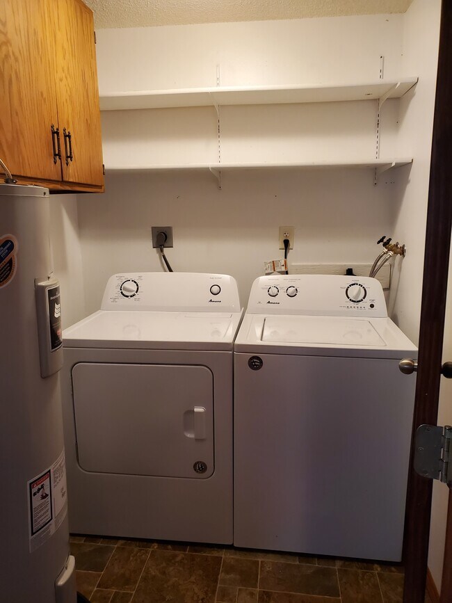 Foto del edificio - 1219 1st Ave SE