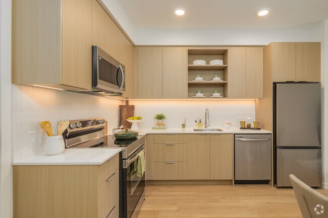 1BR, 1BA - 553SF - Kitchen - The Gateway