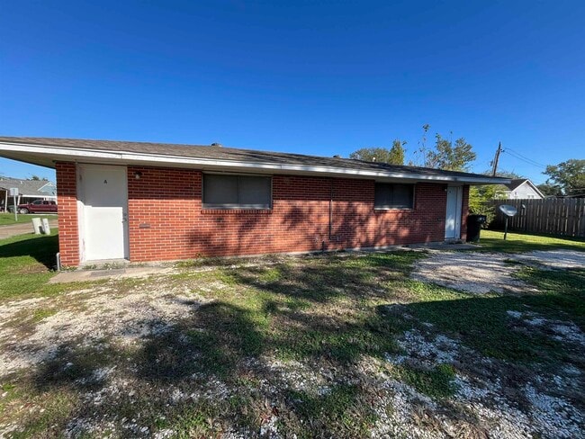 Building Photo - 1513 Cottage Ln