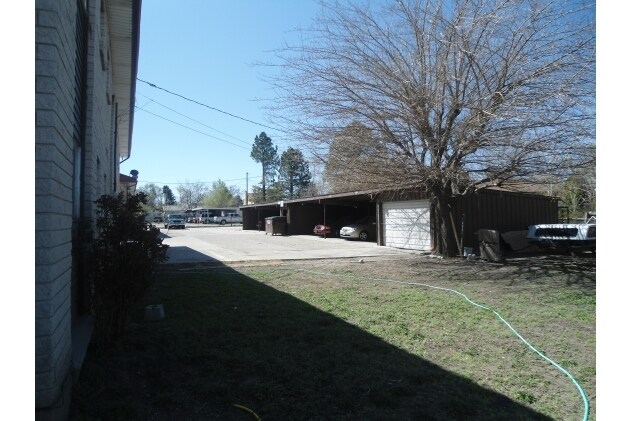 Foto del edificio - 4126-4136 S 3200 W