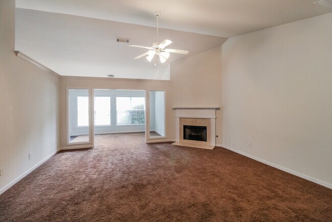 Building Photo - 2829 Merrion Park Ln NE