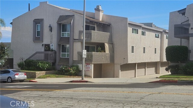 Primary Photo - 26116 Narbonne Ave