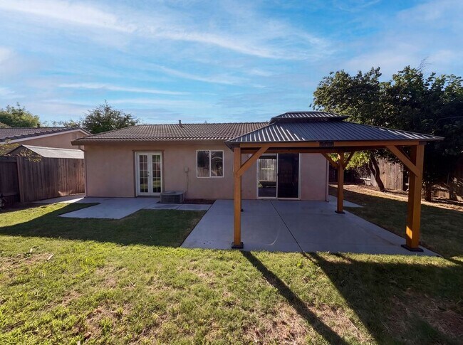 Foto del edificio - 4319 Monhegan Way