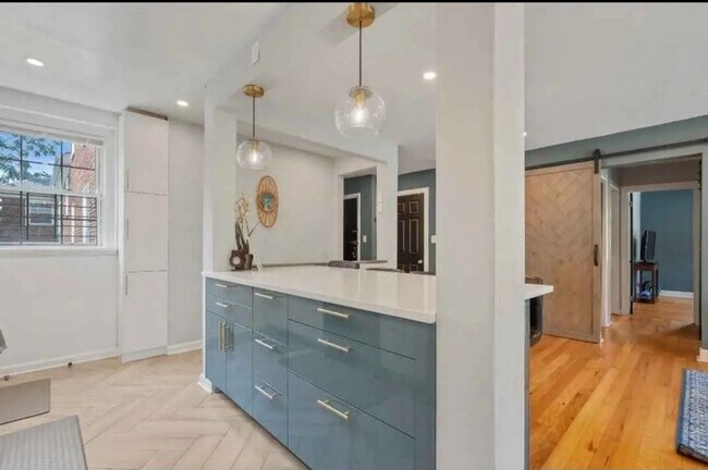 Foto del edificio - 2716 29th St SE