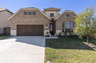Building Photo - 10401 Trail Ridge Dr
