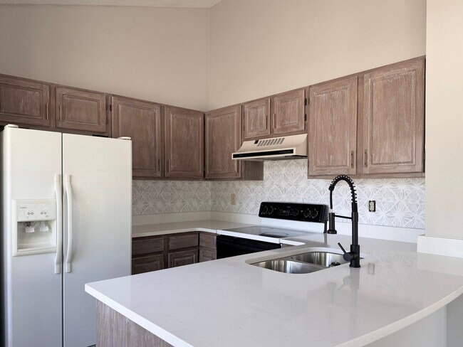 Foto del edificio - 405 Amberly Dr