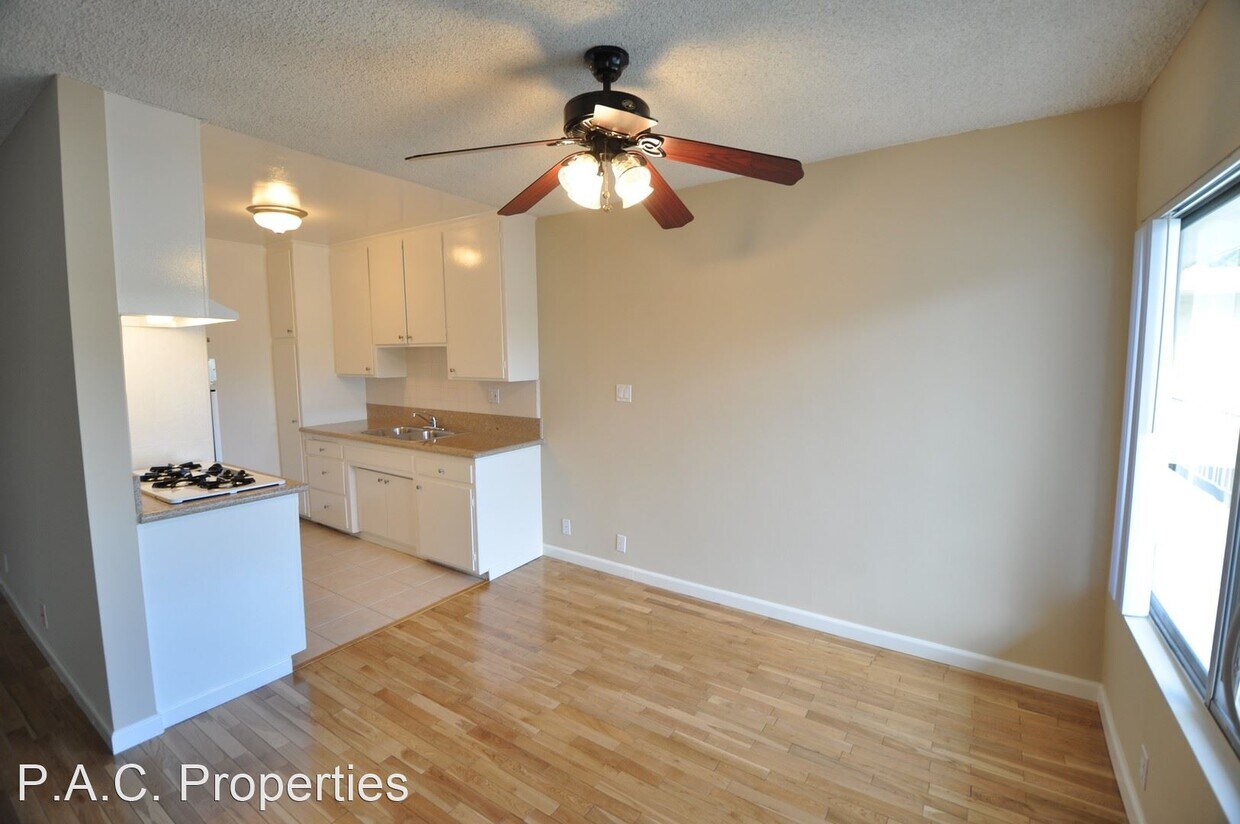 Primary Photo - 12050 Tiara St