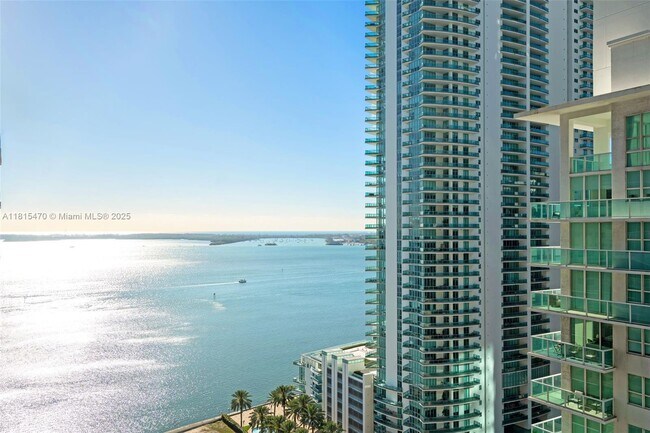 Foto del edificio - 1200 Brickell Bay Dr