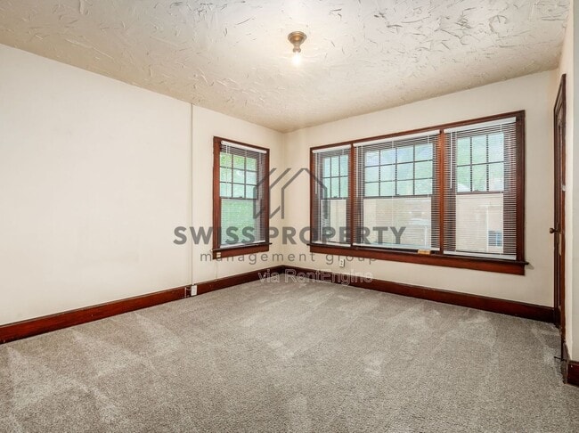 Building Photo - 2086 N 4th St