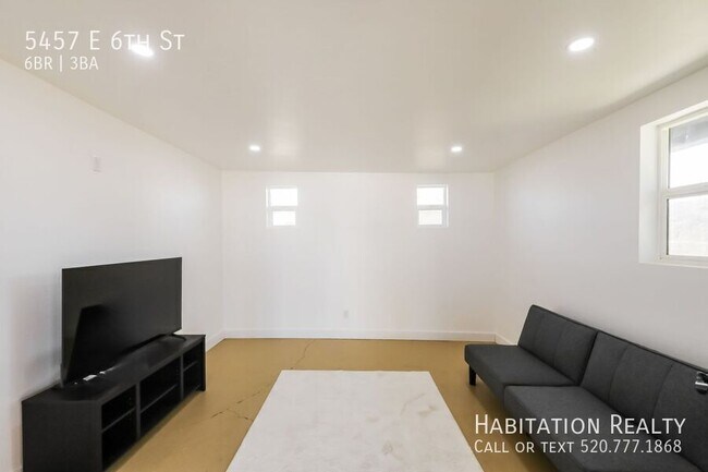 Foto del edificio - 5457 E 6th St