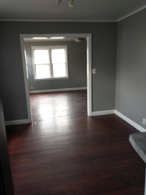 Building Photo - 3308 S Tyler St