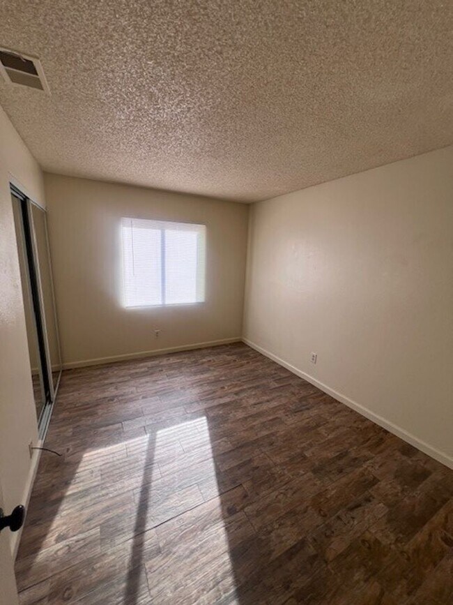 Foto del edificio - 26595 Voyage Ln