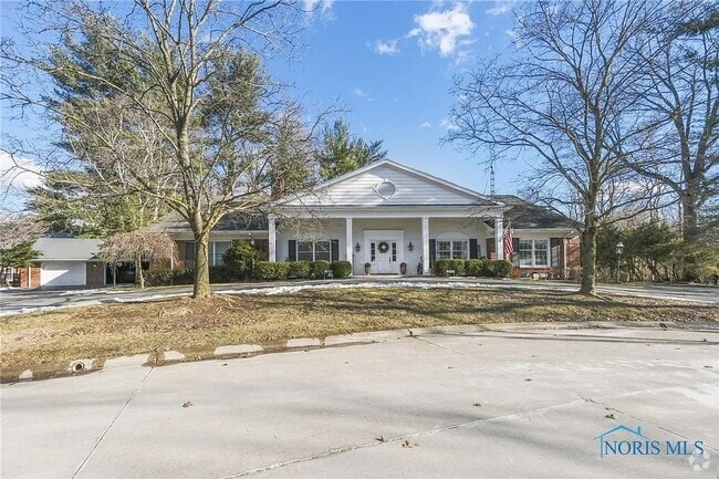 Building Photo - 2020 Whitehall Rd