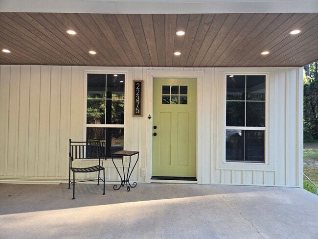 Front entrance - 22375 Highway 36