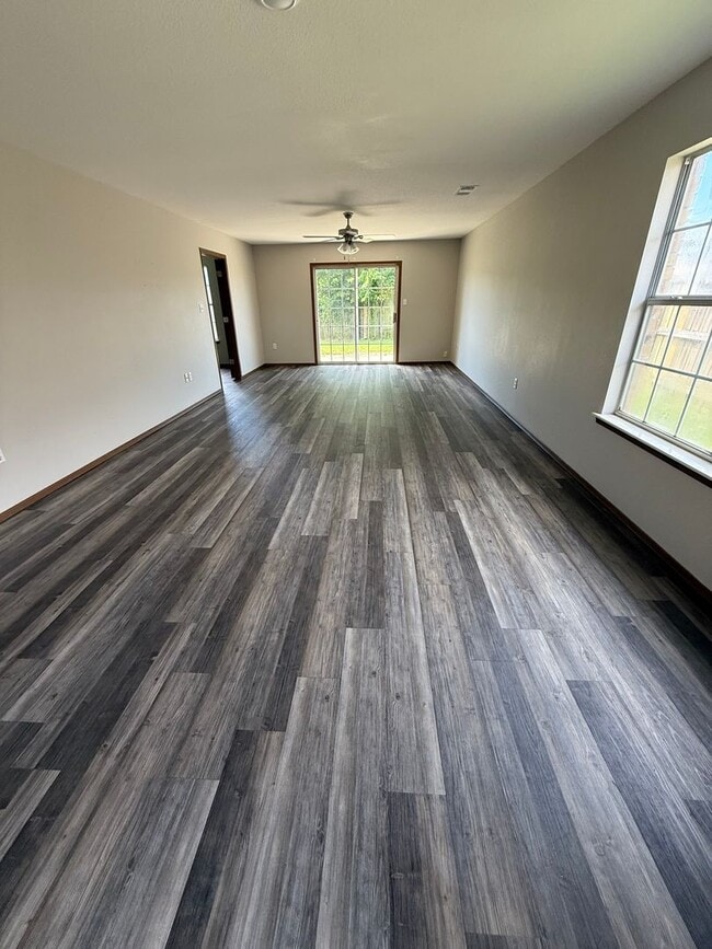 Building Photo - 1504 Fianna Pl Ct