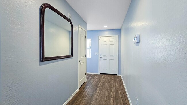 Building Photo - 1286 N 165th Dr