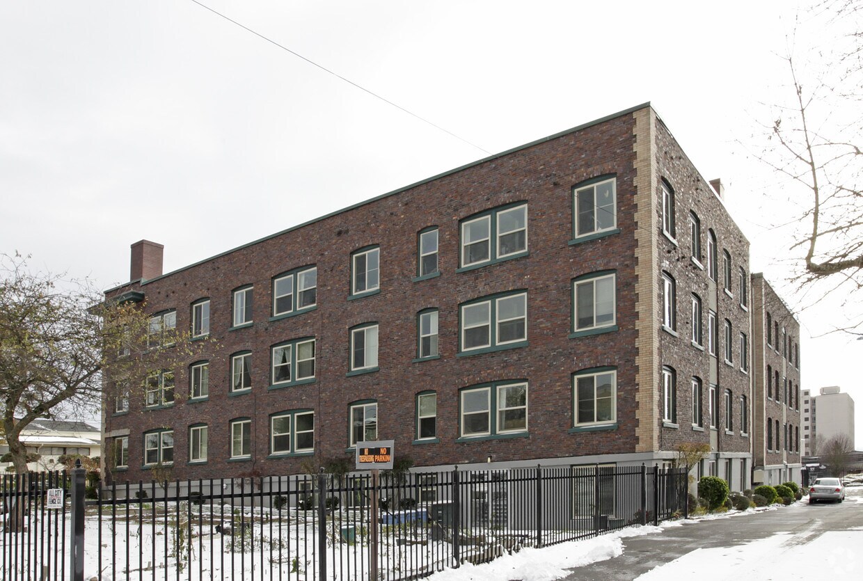 El Nor Apartments Seattle, WA