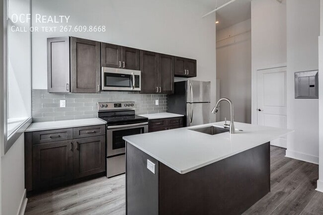 Building Photo - One Bed West Passyunk Luxury Apartment
