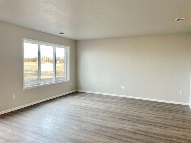Building Photo - South Fargo - 3 Bedroom 2.5 Bath