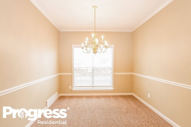 Building Photo - 8639 Valmont Cir