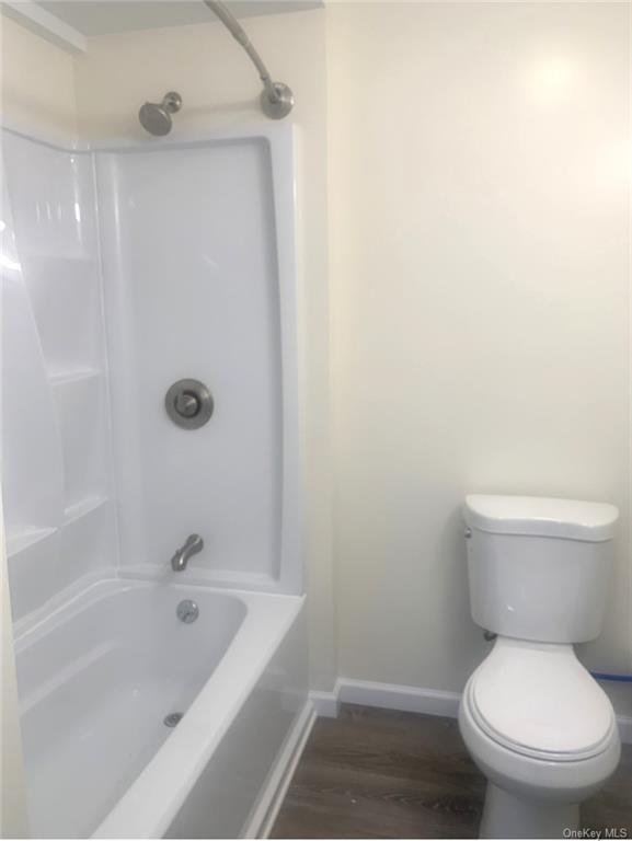 Foto del edificio - 8066 Albany Post Rd