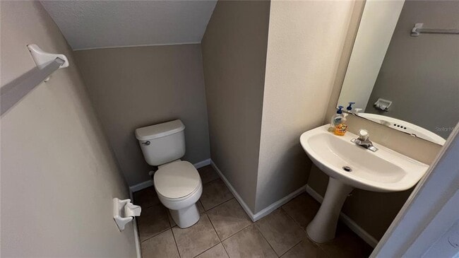 Building Photo - 2511 Woods Edge Cir