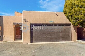 Building Photo - 2805 Palo Verde Dr NE