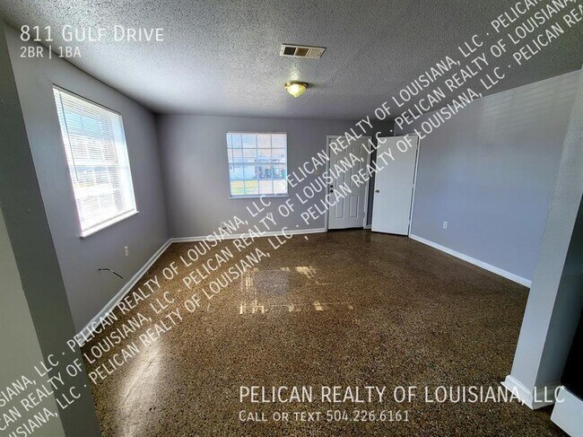 Building Photo - 811 Gulf Dr