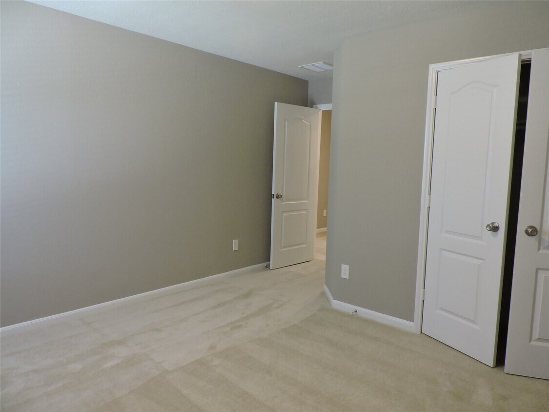 Foto del edificio - 1102 Upton Ct
