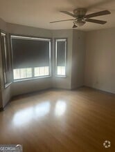 Building Photo - 684 McGill Pl NE