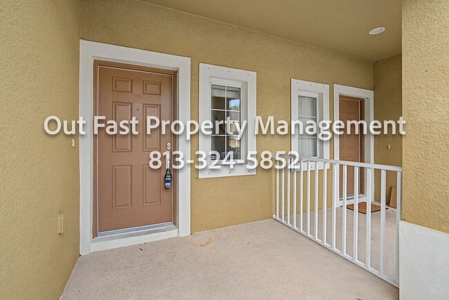 Building Photo - 6919 Holly Heath Dr
