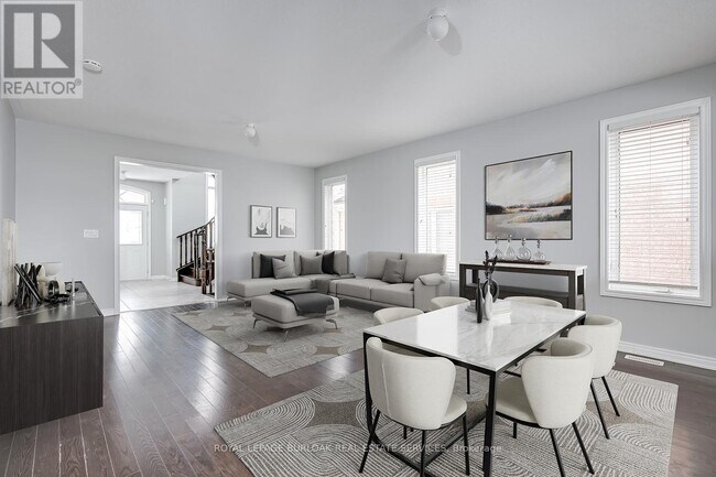 Photo du bâtiment - 2105 Falling Green Dr