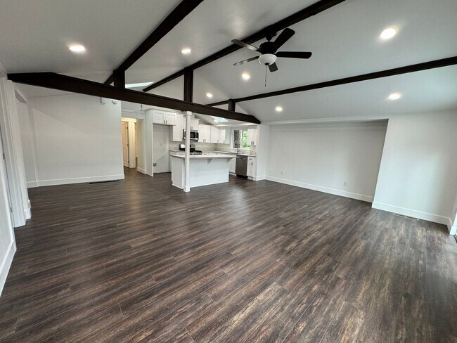 Building Photo - 10054 SW 35th Avenue ~ Beautifully Remodel...
