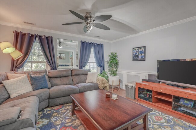 Foto del edificio - 1724 Whitlow St