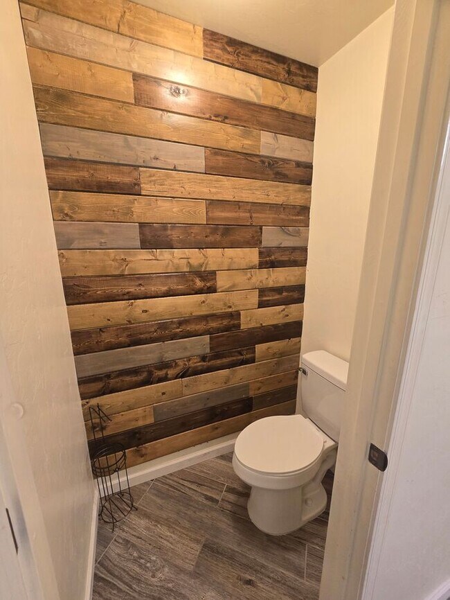 Foto del edificio - Beautiful 3 bedroom, 2 bath Home available