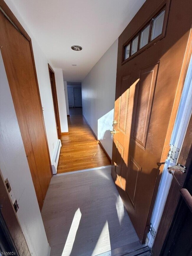 Foto del edificio - 237 Buena Vista Dr