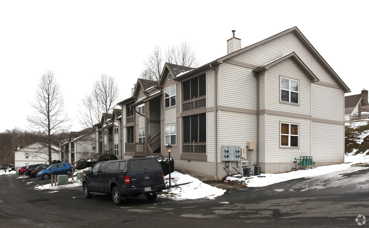 Foto principal - The Village at White Hall