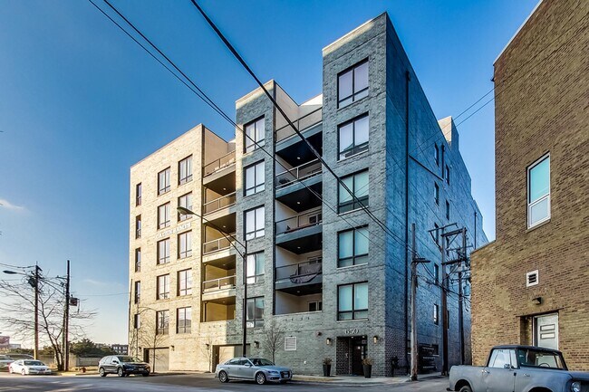 Building Photo - 650 N Morgan St